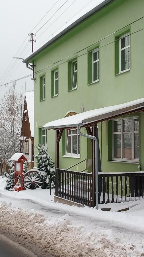 Ubytovani Saslun Apartment Kolesov Exterior photo